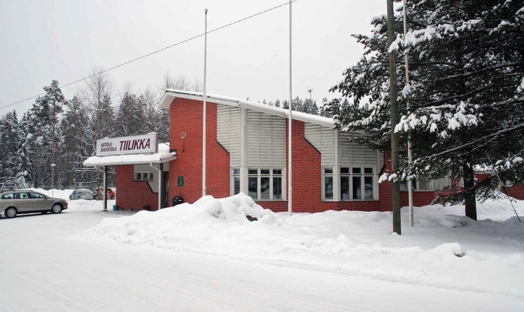 Hotelli Ravintola Tiilikka Rautavaara Екстер'єр фото